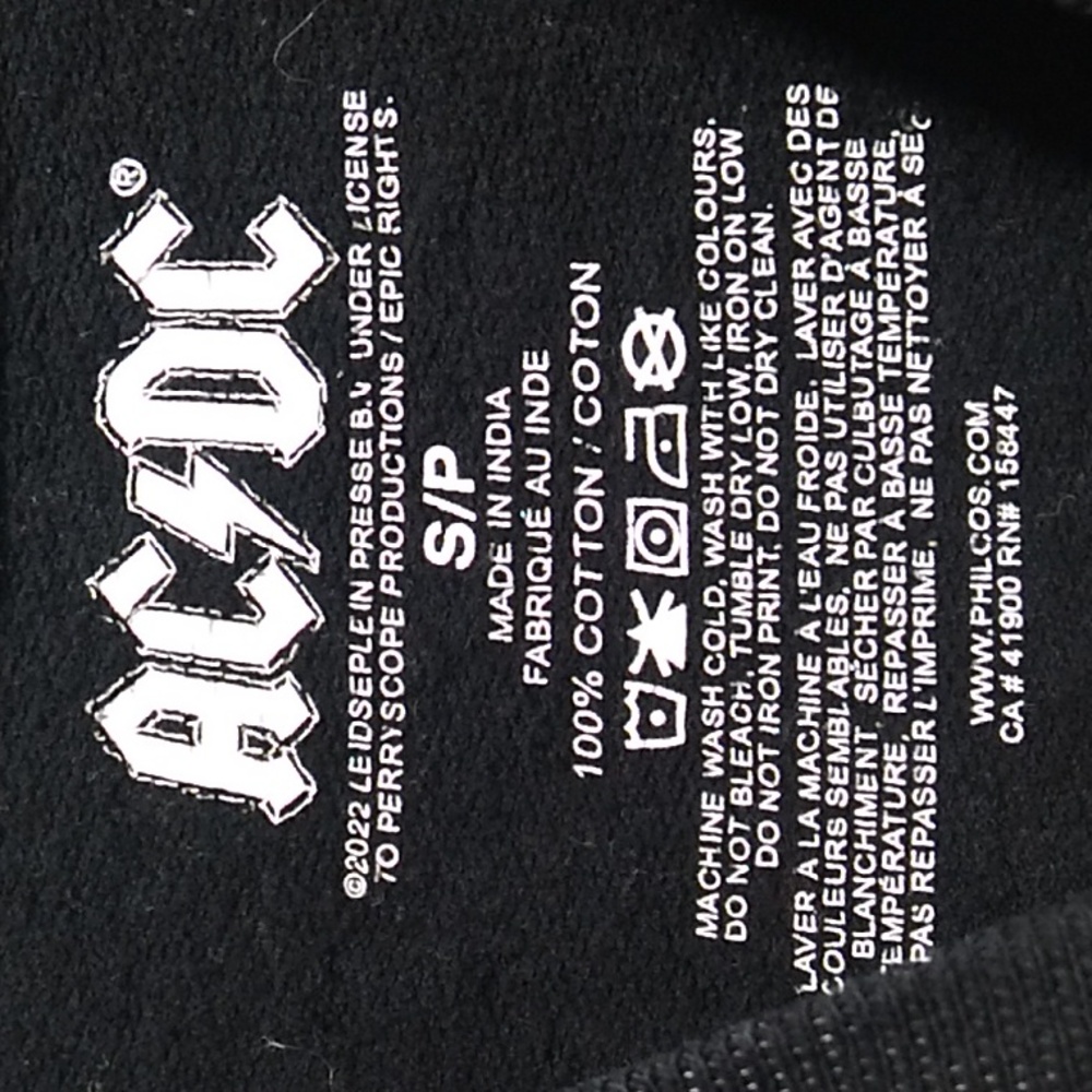 AC/DC Sweater W/Few Light Flaws Sz.S Fits Up To M (BX15) - Picture 6 of 6
